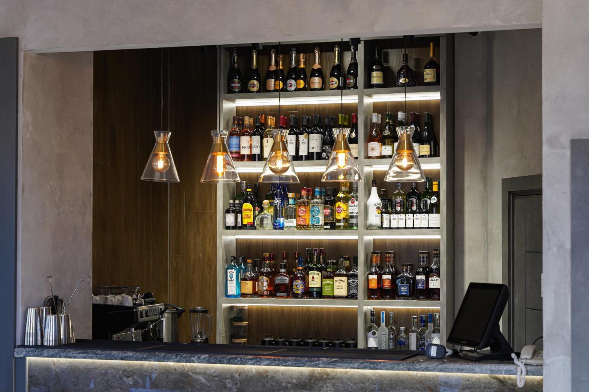 Dynasty Hotel & Spa Erevan Esterno foto