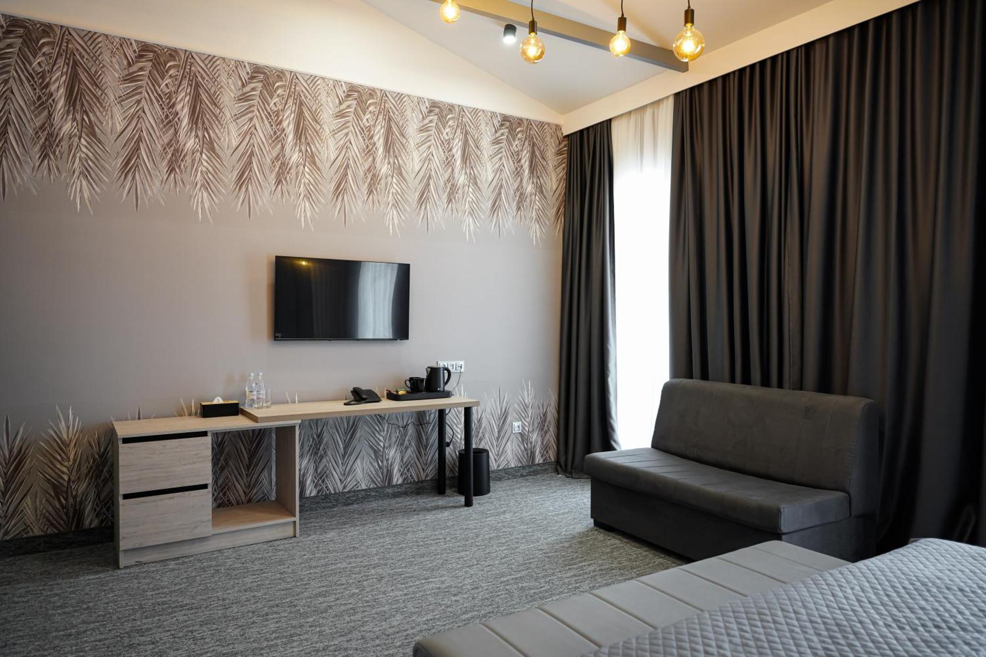 Dynasty Hotel & Spa Erevan Esterno foto