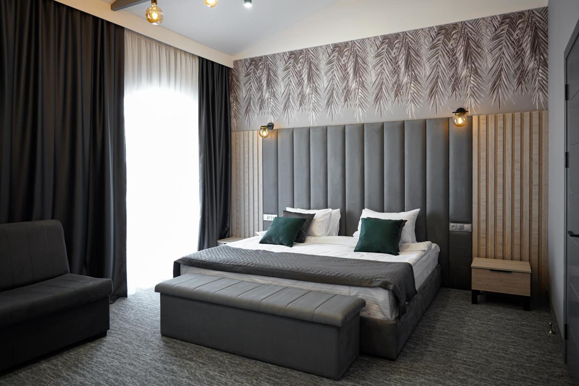 Dynasty Hotel & Spa Erevan Esterno foto