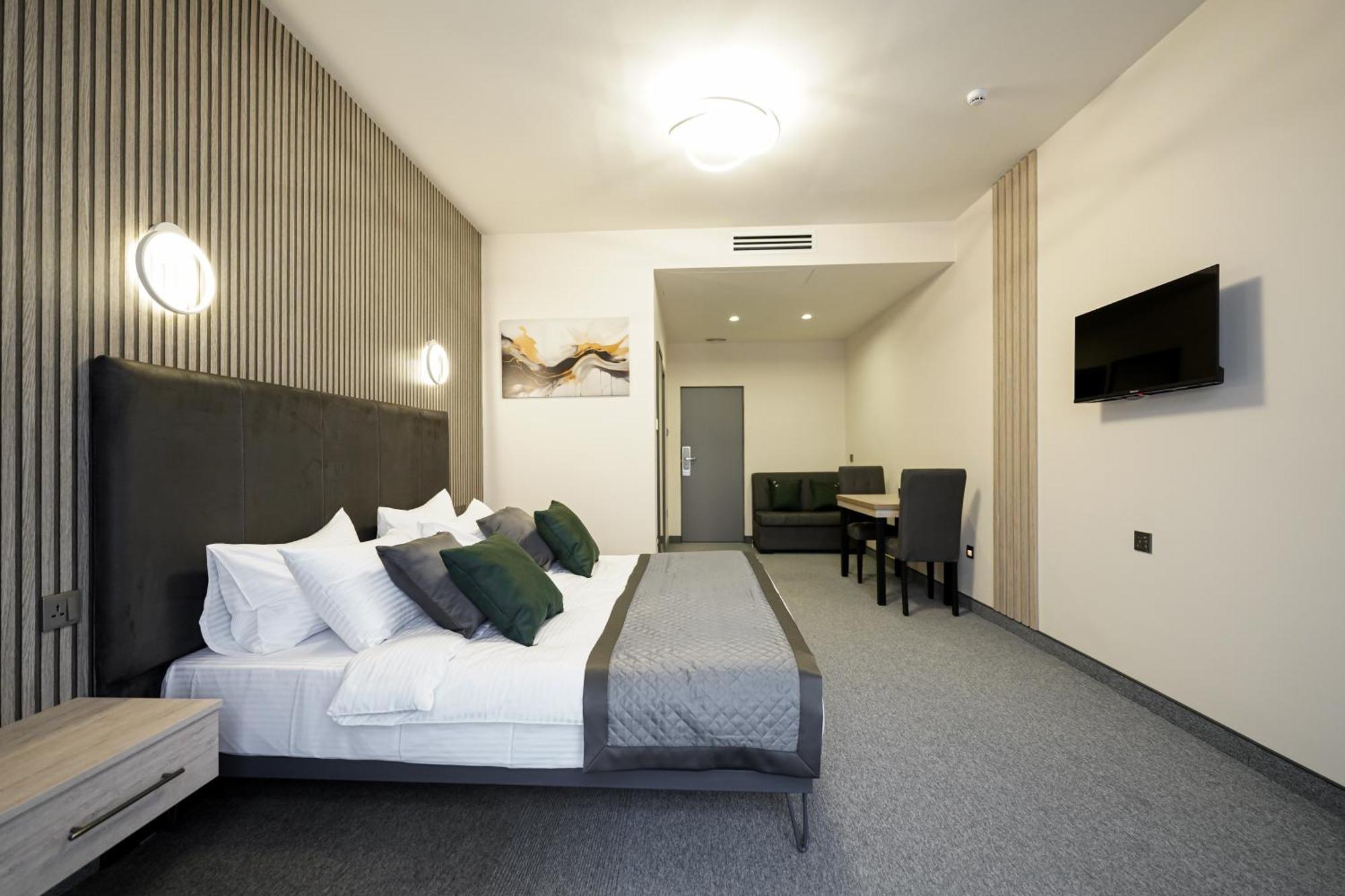 Dynasty Hotel & Spa Erevan Esterno foto
