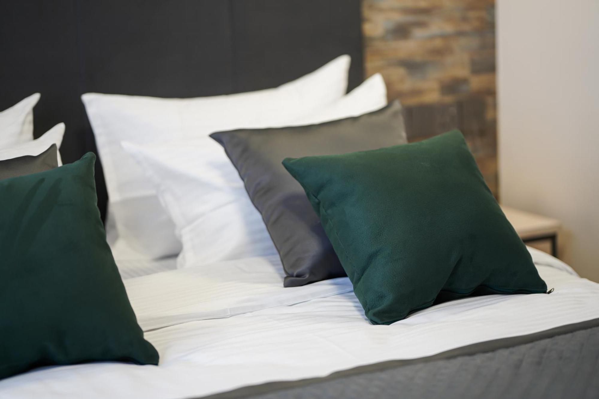Dynasty Hotel & Spa Erevan Esterno foto